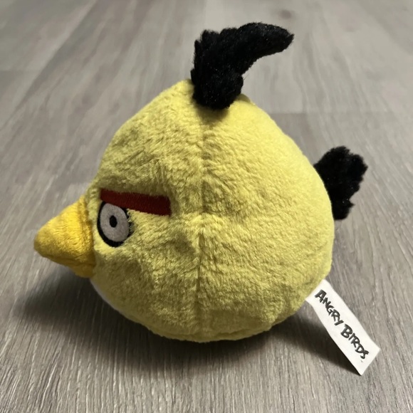 Angry Birds Commonwealth Plush Yellow Canary Chuck Charles 5” inch 2010 No Sound - Picture 6 of 7